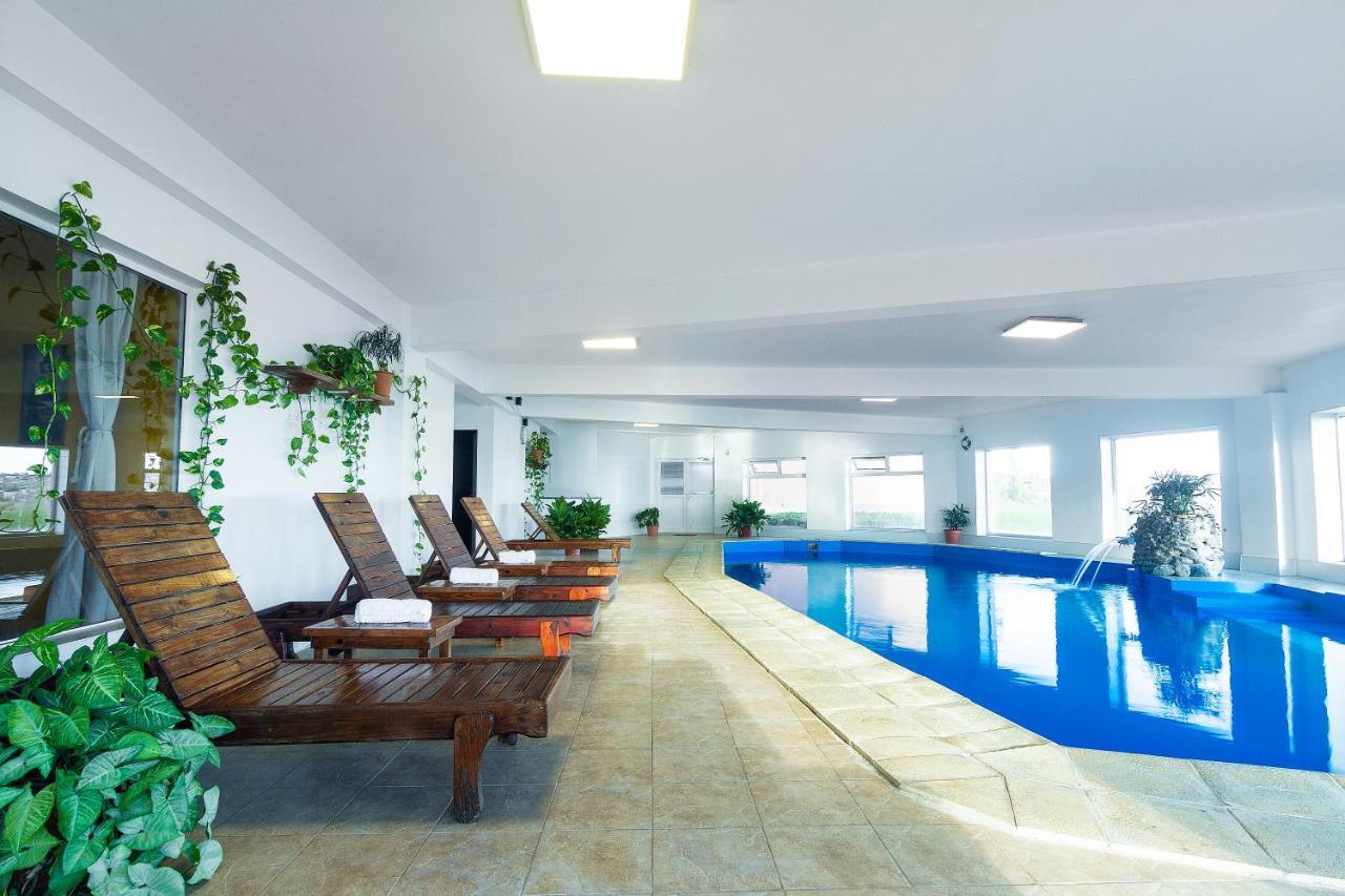 Aikendor Hotel Panoramico El Calafate Bagian luar foto